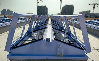 称多排烟窗的设置要求