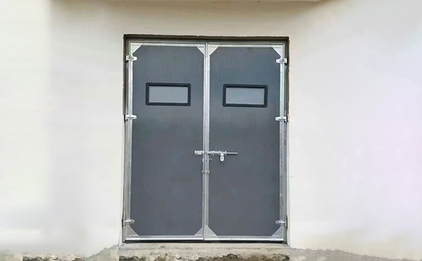 称多工业门在高温作业区域的运行表现 称多工业门在高温作业区域的运行表现