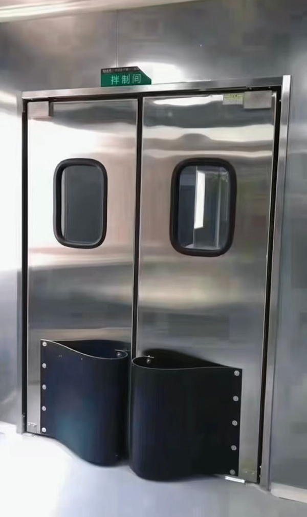 称多防火门安装项目助力物流中心提升消防安全等级